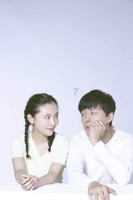垦利区董集镇杨庙社区开展“巧手绘新 黏土生花”创意软陶制作活动