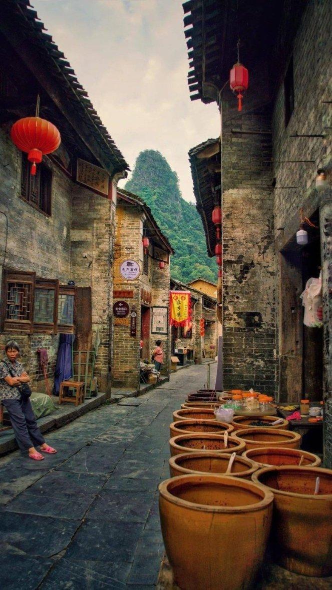 逃离小人国森林
